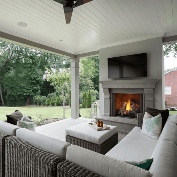 Majestic Courtyard Vent-Free Outdoor Natural Gas Fireplace